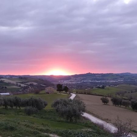 Casal Del Sole - L'Ulivo Appartement Montefelcino Buitenkant foto