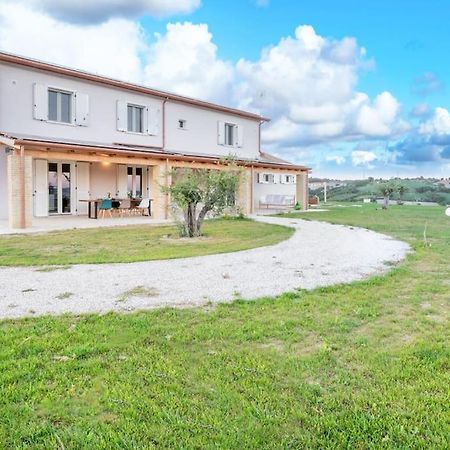 Casal Del Sole - L'Ulivo Appartement Montefelcino Buitenkant foto